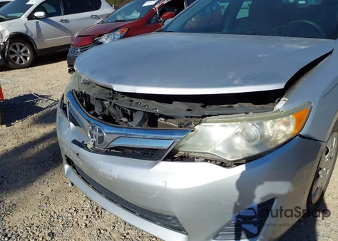2012 Toyota Camry Le z USA, uszkodzony, nr VIN 4T1BF1FK9CU001310